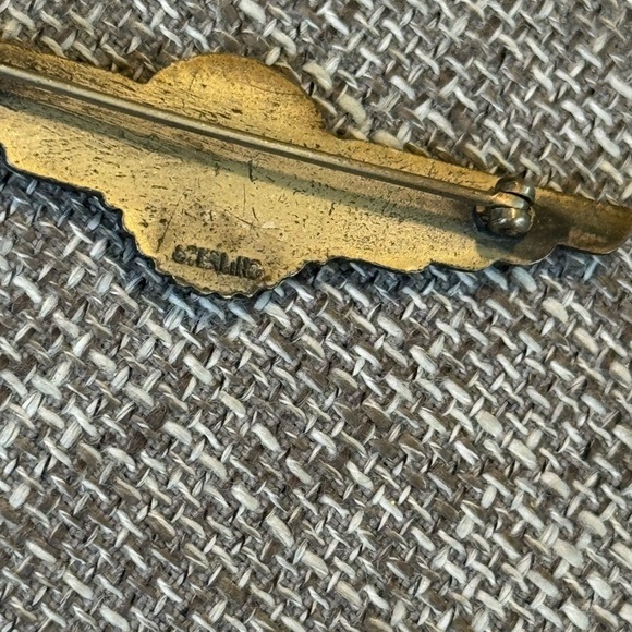 Vintage Silver and Red Western Lines Air Brooch - Picture 7 of 7